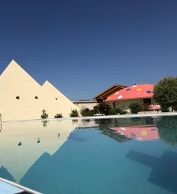 Piramis Fürdő és Üdülőpark