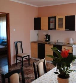 Rózsapark Vendégház