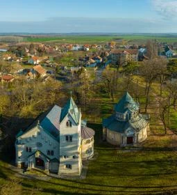 Dobozi Szent Kereszt Felmagasztalása templom 