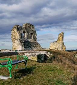 159. legjobb látnivaló: Szarvaskő vára