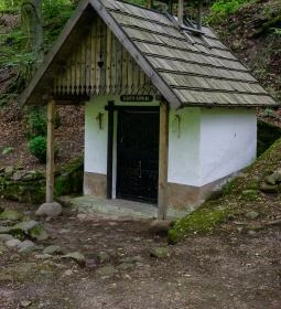 Szentfa-kápolna