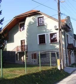 Vadvirág Panzió & Étterem 