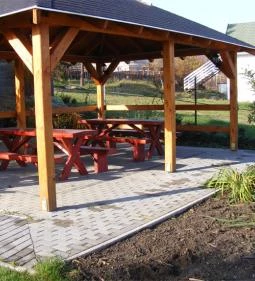 Vadvirág Panzió & Étterem 