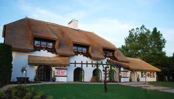 Sári Udvar Dunakiliti