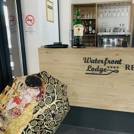 Waterfront Lodge Dunapataj - Belső