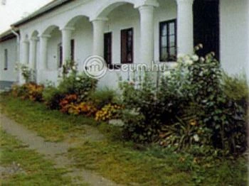 Művelődési Központ, Könyvtár és Múzeum - Borsodi Tájház Edelény