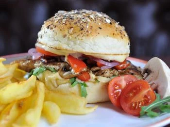 Cortado Gastrobar Eger