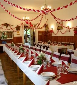 Fekete Ló Fogadó étterme