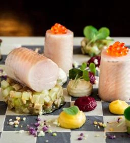 Macok Bisztró és Borbár