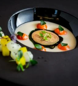 Macok Bisztró és Borbár