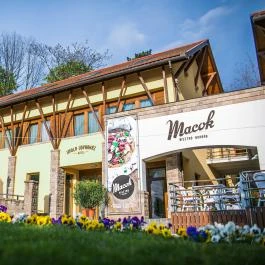Macok Bisztró és Borbár Eger - Egyéb