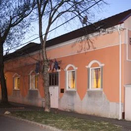 Bartók-tér Panzió Eger - Külső kép