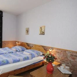 Bartók-tér Panzió Eger - Szobák