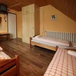 Csillagtúra Panzió Eger - Szobák