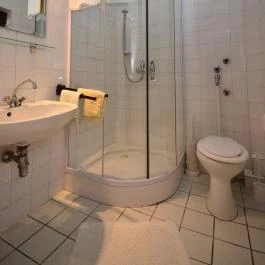 Éden Panzió Eger - Fürdőszoba