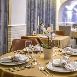 Erla Villa Eger - Vendéglátás