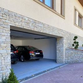 Excellence Apartmanok Eger - Medence/kert