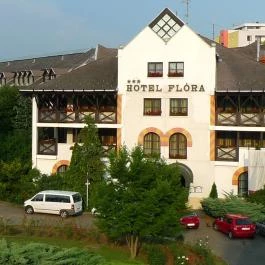 Hunguest Hotel Flóra Eger - Külső kép