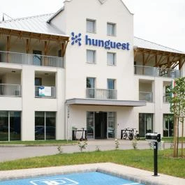 Hunguest Hotel Flóra Eger - Külső kép