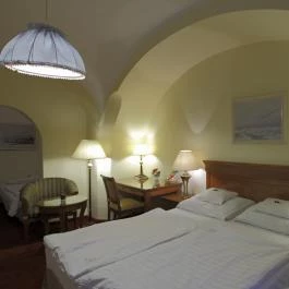 Romantik Hotel Eger - Szobák