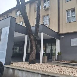 Hotel Unicornis Eger - Külső kép