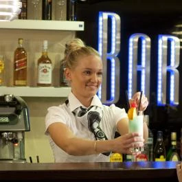 Hotel Villa Völgy Eger - Vendéglátás