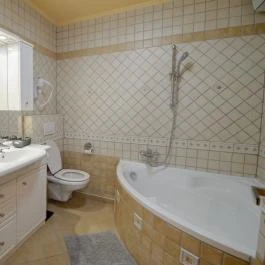 HR Apartmanház Eger - Szobák