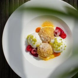 Imola Udvarház Eger - Vendéglátás