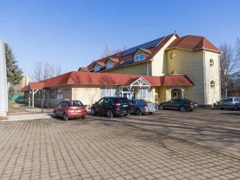 Invest Vendégház Eger