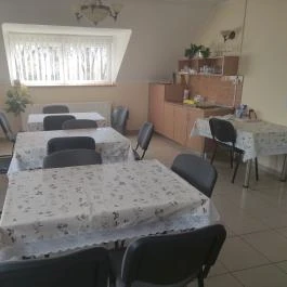 Invest Vendégház Eger - Vendéglátás