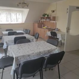 Invest Vendégház Eger - Vendéglátás