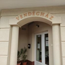 Invest Vendégház Eger - Külső kép