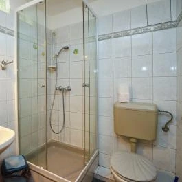 Kedves Vendégház Eger - Szobák