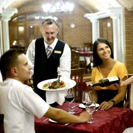 Hotel Eger Ködmön Eger - Vendéglátás