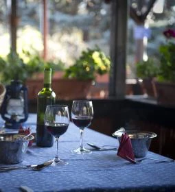 Mátyus Udvarház Kengyel Fogadó