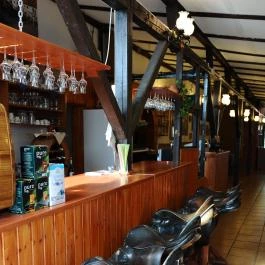 Mátyus Udvarház Kengyel Fogadó Eger - Vendéglátás