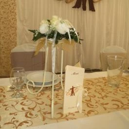 Mátyus Udvarház Kengyel Fogadó Eger - Vendéglátás