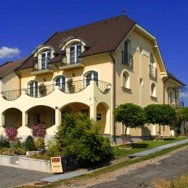 Hotel Panoráma Eger - Külső kép