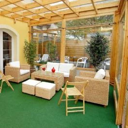 Hotel Panoráma Eger - Medence/kert