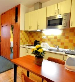 Servita Udvarház Apartman