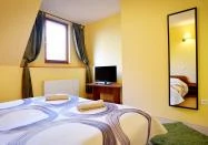 Servita Udvarház Apartman Eger