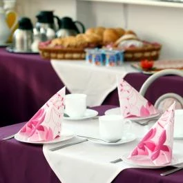 St. Kristóf Panzió Eger - Vendéglátás