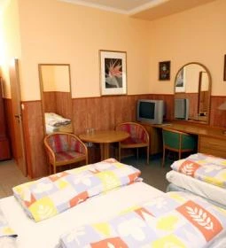 Tourist Motel Eger