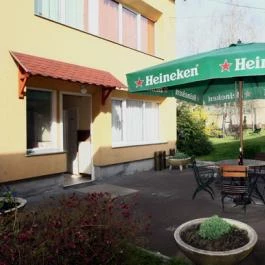Tourist Motel Eger Eger - Medence/kert