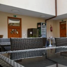 Végvári Hotel Eger Eger - Medence/kert