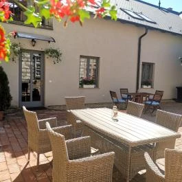 Villa Florencia Eger - Medence/kert