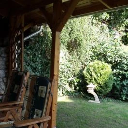 Zöld Sziget Vendégház Eger - Medence/kert