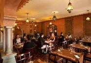 Shiraz Étterem & Dubai Kert Egerszalók