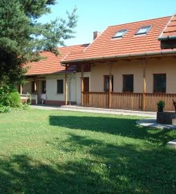 Diófa Apartmanház I.