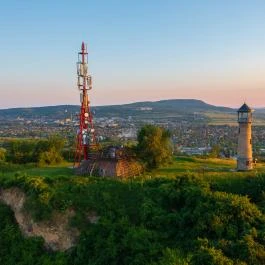 Bunker túra és séta a Strázsa-hegyen orchideák között Esztergom - Egyéb